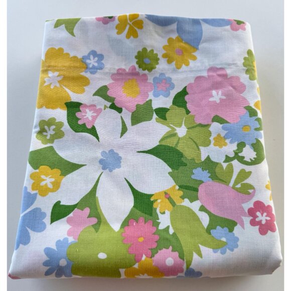Vintage 70s flat/top sheet, orange, blue pink and white flowers, full size bed - Picture 8 of 8